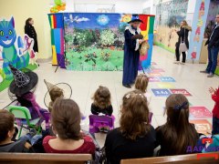 На «Даринку» покажуть дитячу виставу «Веселі пригоди» і циркову програму