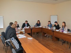 В Києві відбувся круглий стіл присвячений усиновленню