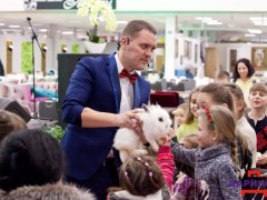 Мандрівні актори, шоу програми і майстер-клас виробів з фетру – «Даринок» запрошує в гості