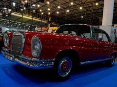 VI выставка-салон ретро и эксклюзивных автомобилей «Ретро и Экзотика Мотор Шоу»