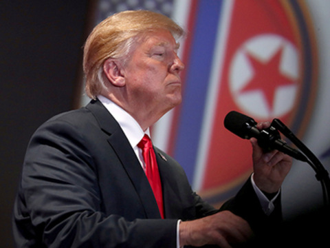 Трамп підписав указ про санкції за іноземне втручання у вибори