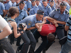 Всесвітній рух «копвотч» дійшов до України