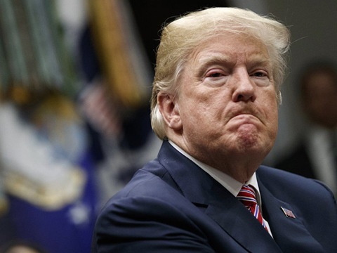 Скандали, інтриги, позови, розслідування: нова норма або феномен Трампа?