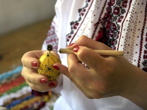 Великодня виставка «Яйце Райце»
