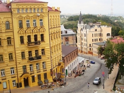 У Києві облаштовують Алею художників