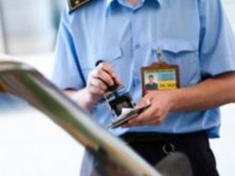 Для підприємств стало обов’язковим застосування «єдиного вікна» при митному контролі