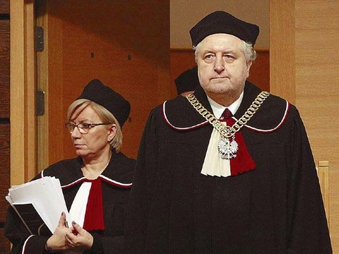 ЄС стає на захист суддів у Польщі