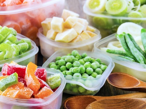 Які продукти не можна заморожувати: перелік