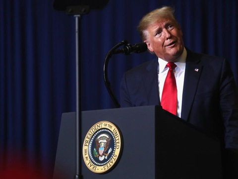 Трамп хоче поїхати в Росію святкувати 9 травня