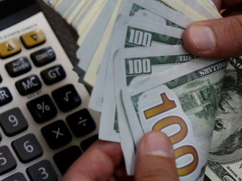 Українські заробітчани перерахували додому понад $9, 3 млрд за рік