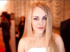 Альоша похвалилася, що знімається у серіалі