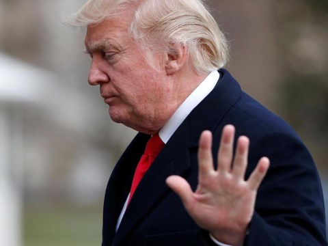 Трамп заблокував заяву Білого Дому про героїзм Джона Маккейна
