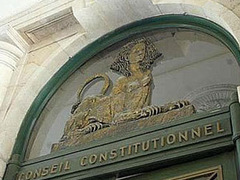 Конституционный суд Франции не позволил Франсуа Олланду обобрать очень богатых
