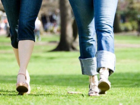 Ходити пішки — найпростіший спосіб оздоровити серце й судини