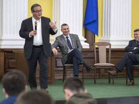 У Києві відкрили бізнес-інкубатор для підтримки стартапів