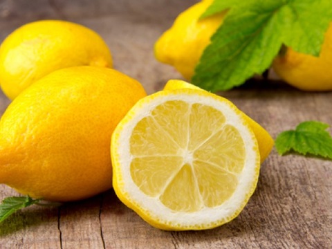 10 захворювань, які лимон лікує краще, ніж будь-які інші ліки