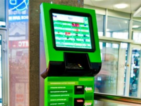 Нацбанк вимагає, щоб банківські термінали самообслуговування не брали пошкоджених банкнот