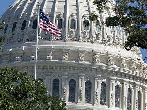 У Конгресі США засудили білий націоналізм, ідеологію вищості білої раси