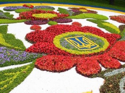 У Києві відкриють по-справжньому український квітковий фестиваль