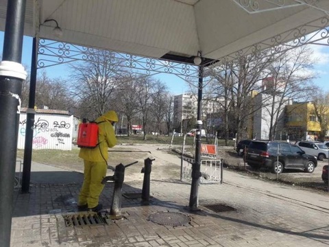 Київ почали дезінфікувати через пандемію коронавірусу