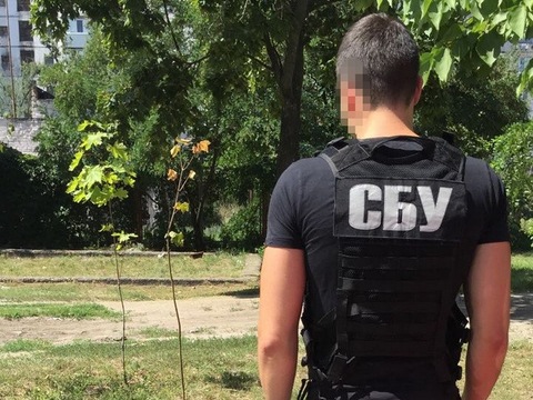 У Києві СБУ викрила нацгвардійця на систематичному збуті наркотиків