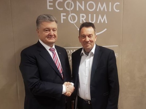 Порошенко закликав Червоний Хрест сприяти звільненню українських політв’язнів
