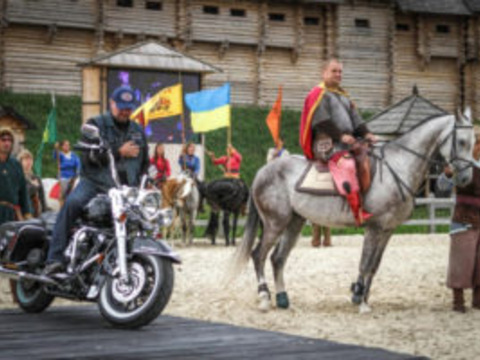 Під Києвом пройдуть байкерський фестиваль і лицарські бої