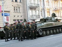 Місяць без мобільного й Інтернету: перспективи надзвичайного стану