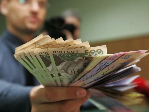 Реальна зарплата українців зросла на 11%