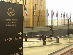 Україна програла суд Януковичу