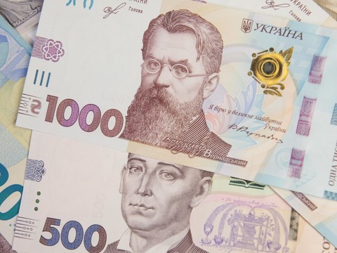 Гончарук запевнив, що гривня міцнішатиме і в 2020 році