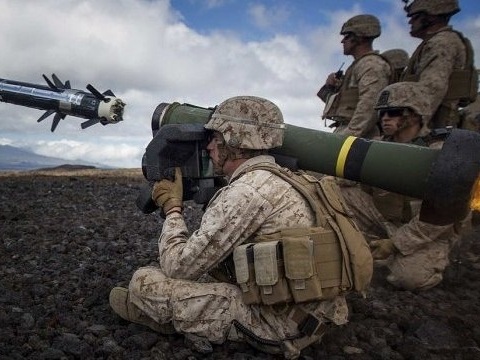 США можуть надати Україні грант для закупівлі зброї, — ЗМІ