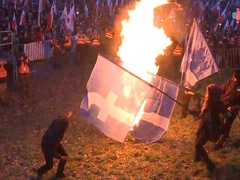 У Варшаві пройшов марш націоналістів: спалили прапори України і Facebook