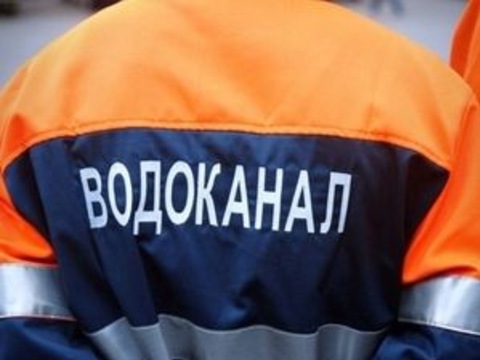 У «Київводоканалі» розповіли, хто скидає відходи у поверхневі води